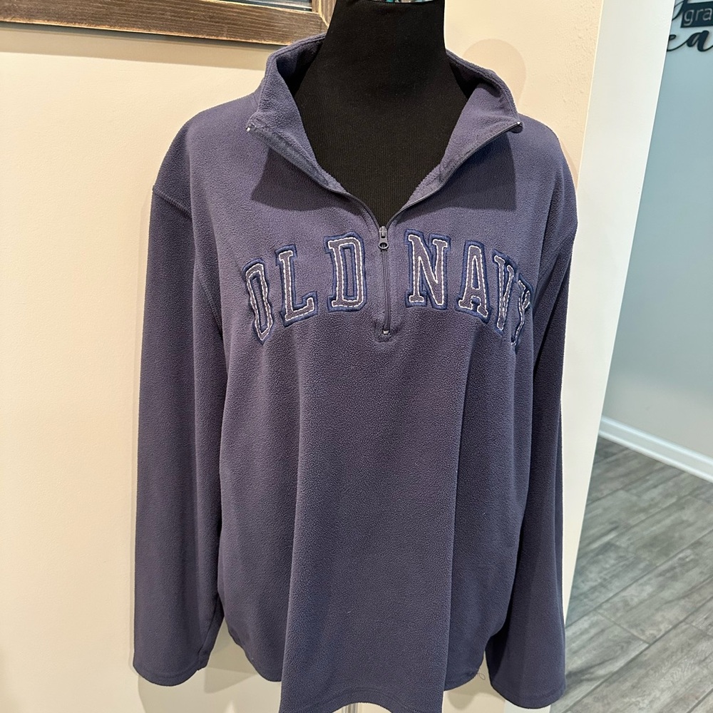 Old Navy Sweatshirt
